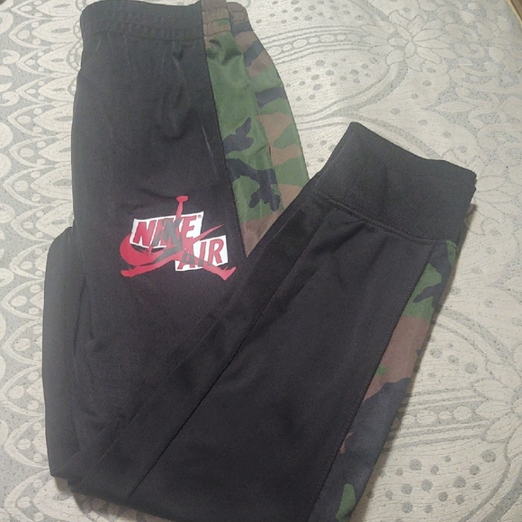 Nike Boy's Camo Jacket and Pants Set NWOT - Picture 9 of 14